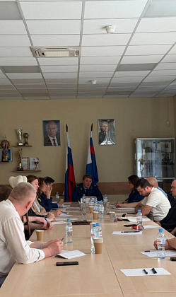 Прокуратура уделяет особое внимание защите прав и законных интересов участников и ветеранов Специальной военной операции (далее - СВО) и членов их семей. Прокуратура уделяет особое внимание защите прав и законных интересов участников и ветеранов Специальной военной операции (далее - СВО) и членов их семей.