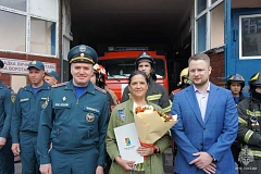 В ЮЗАО проводили на заслуженный отдых старшину Ирину Захарову